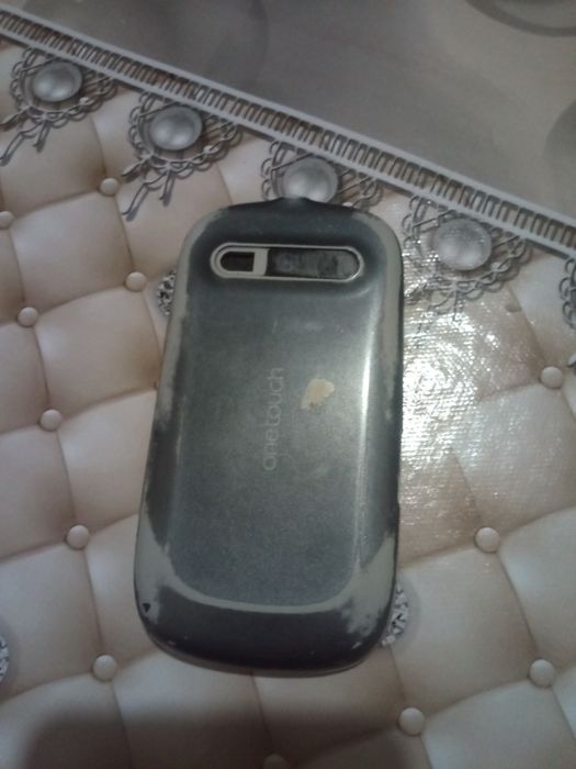 Alcatel телефон продаётся