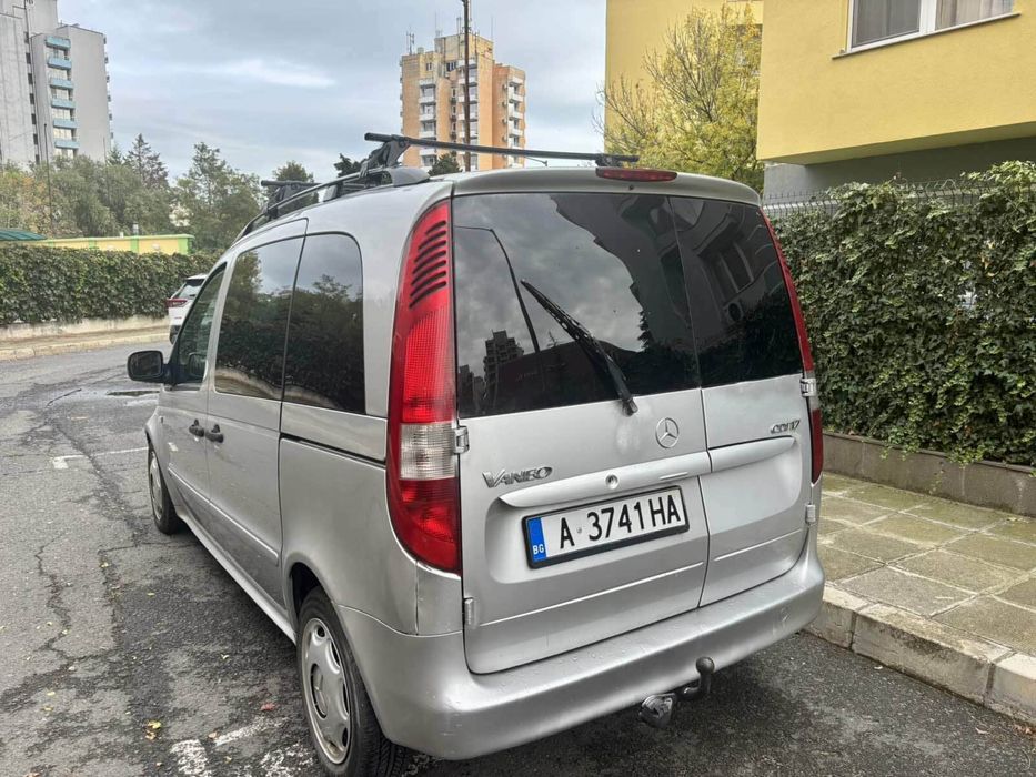 Мерцедес Ванео 2003 модел