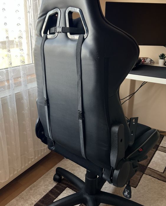 Scaun gaming Genesis Nitro 440