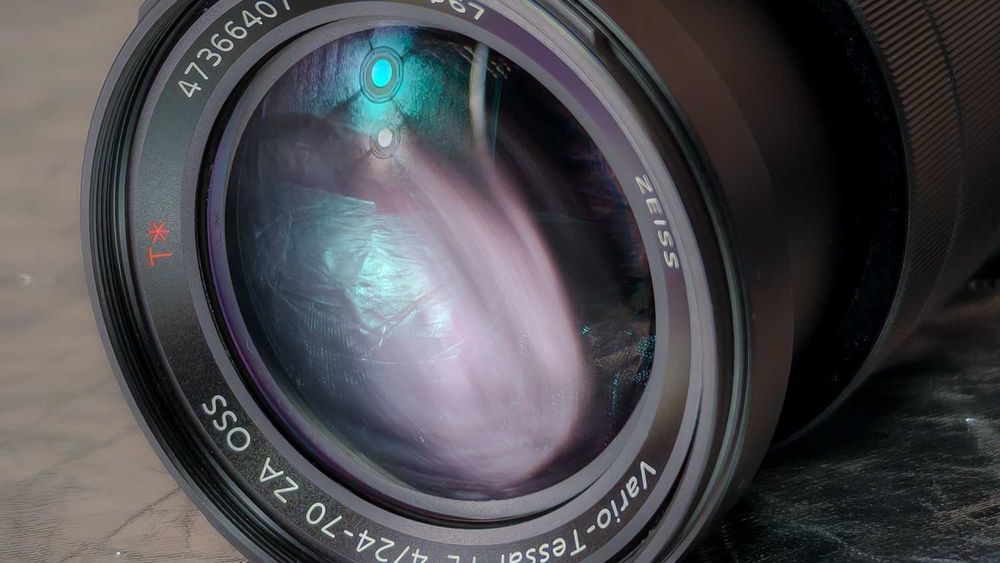 Sony FE 24-70mm F4 Zeiss OSS – Full Frame, IMPECABIL, fără defecte