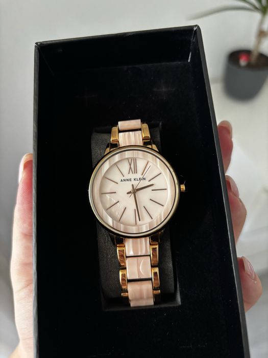 Дамски часовник Anne Klein