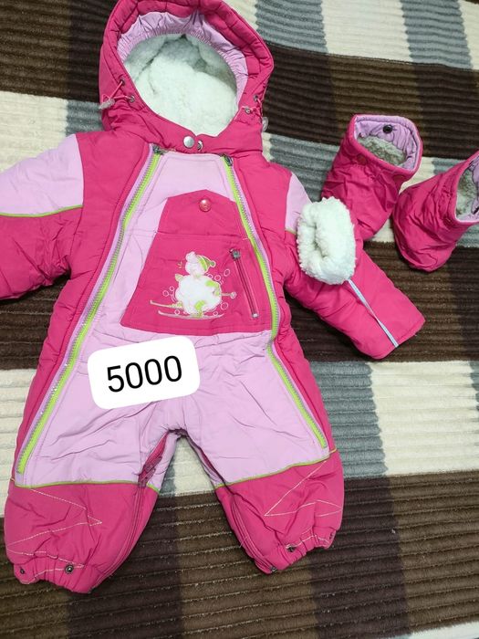 Продам детские вещи.