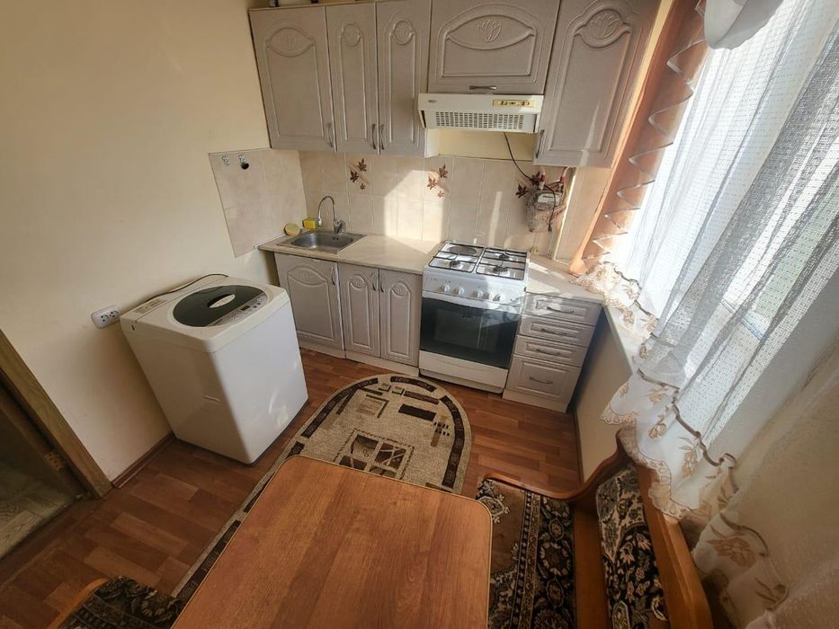 Продам 2 комн квартиру район Северный