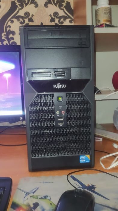 Компьютер fulltsu