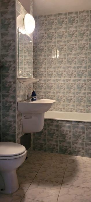 De Vanzare Apartament 4Camere Exercitiu Sup 80 mp Etaj 3/4 loc de parcare 125.000€