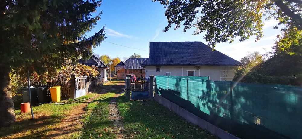 Vând teren 3.800 mp + gospodărie, toate utilitățile, Satu Nou de Sus