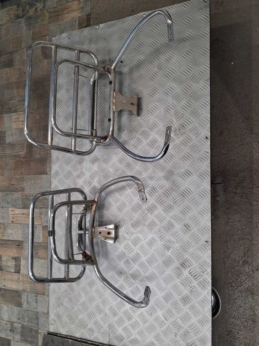 Стойки-багажници за Vespa LX,S. Aprilia scarabeo. Kymco people. Piaggio nrg.
