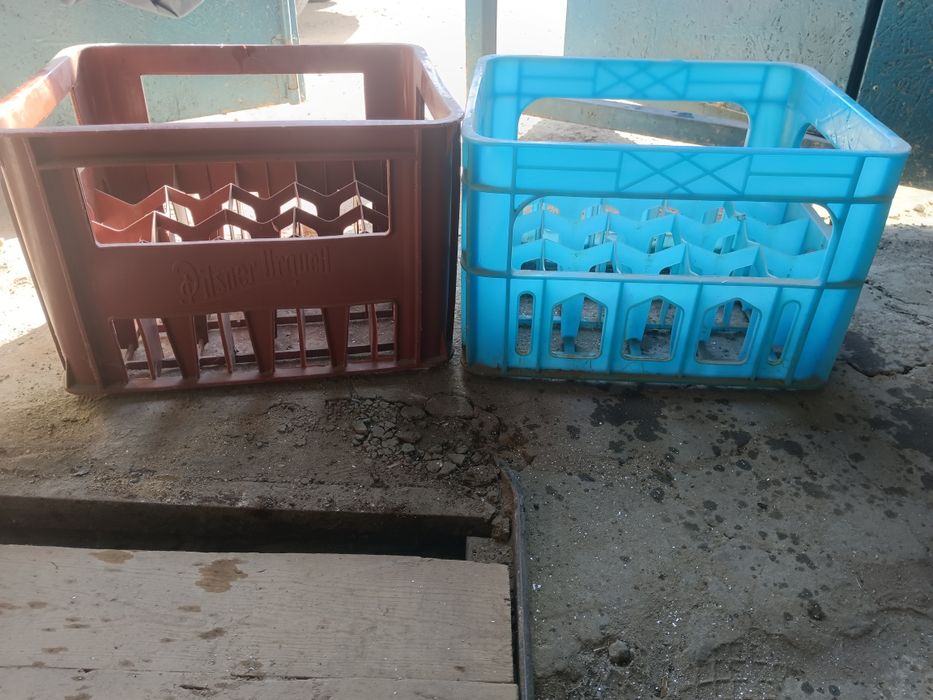 Пластиковые ящики для бутылок