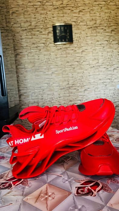 Кроссовки мужские 44 размер