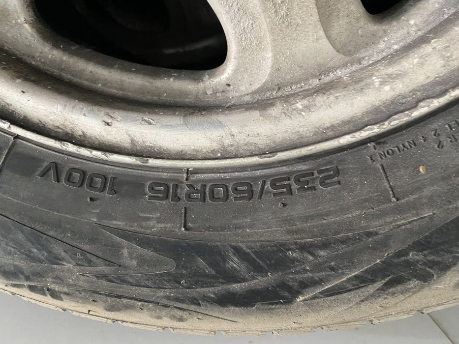 Диски с шинами летние б/у