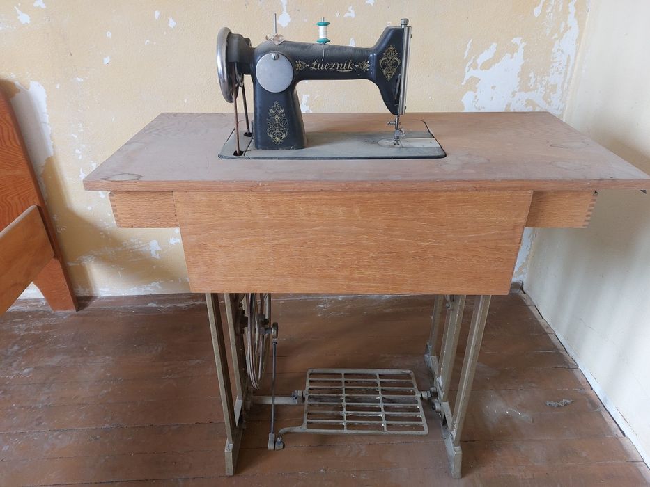 Крачна шевна машина  Lucznik