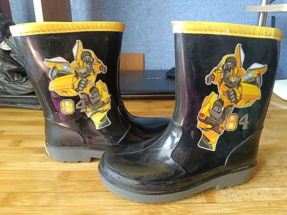 Продам сапоги  детские