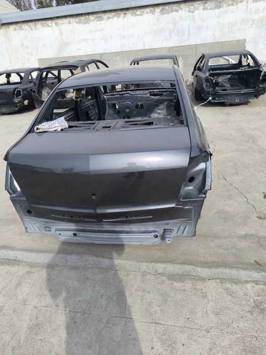 Kuzovlar va radnoy dettalar