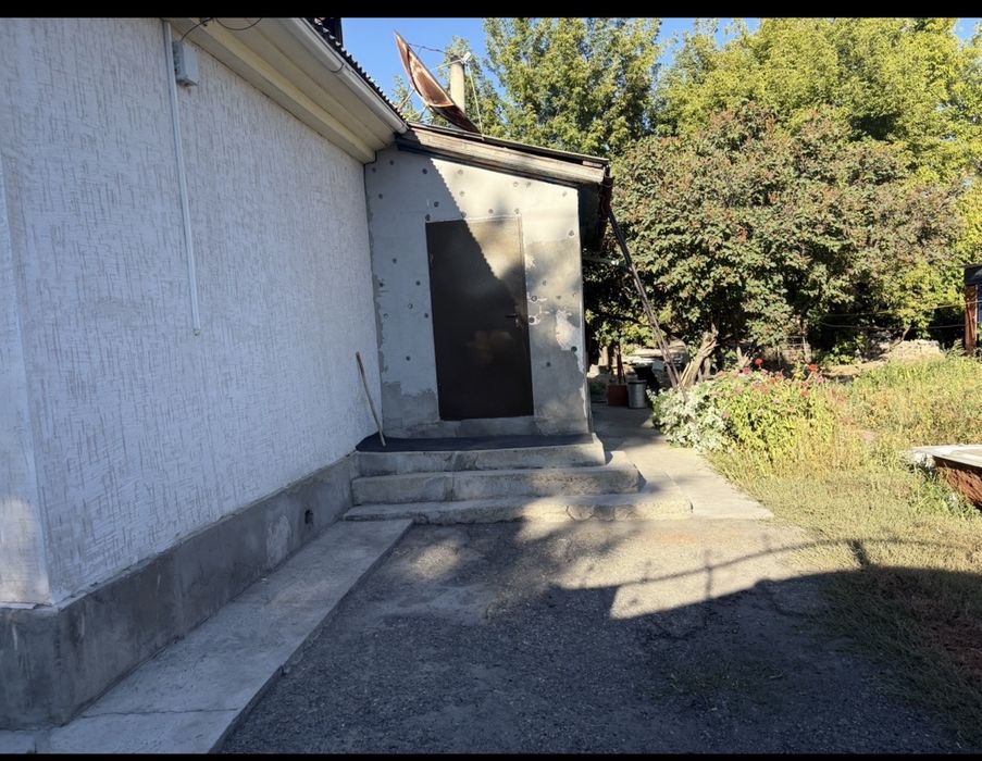 Продам дом район хутор возле школы Островского дом 8 сот