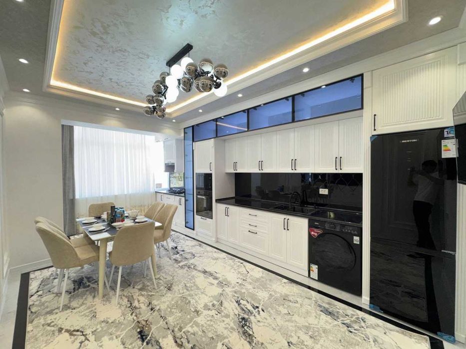 3х комнатная квартира на 3 этаже 110кв/м, в Самарканде