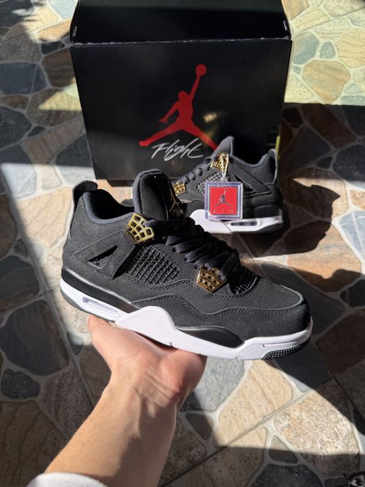 Jordan 4