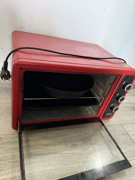 Продаю Asel печку