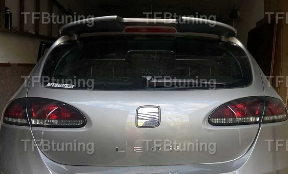 Eleron luneta portbagaj SEAT Leon 2 2005-2009