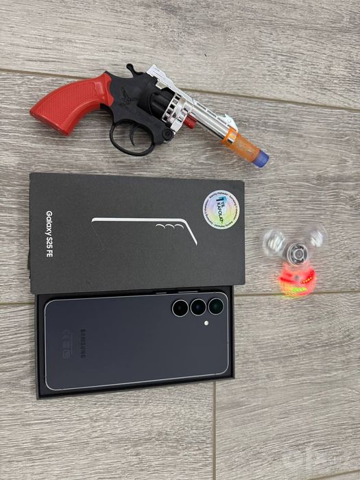 Samsung S25 Fe 128 Skidkada