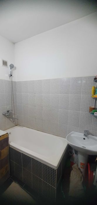 Sotiladi! Kvartira 3 xonali!