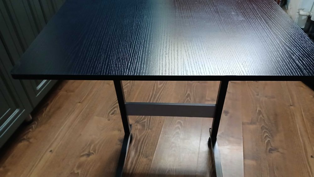 Столик под ноутбук и др.