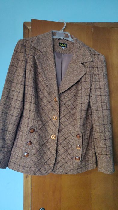 Sacouri  marimea 42-44