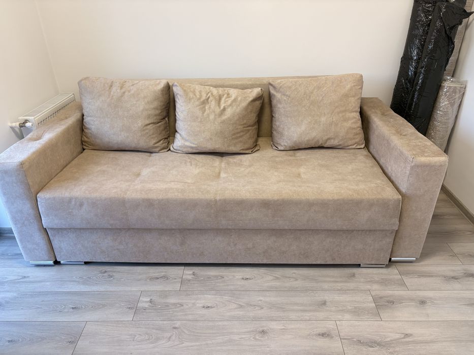 Vand canapea extensibila