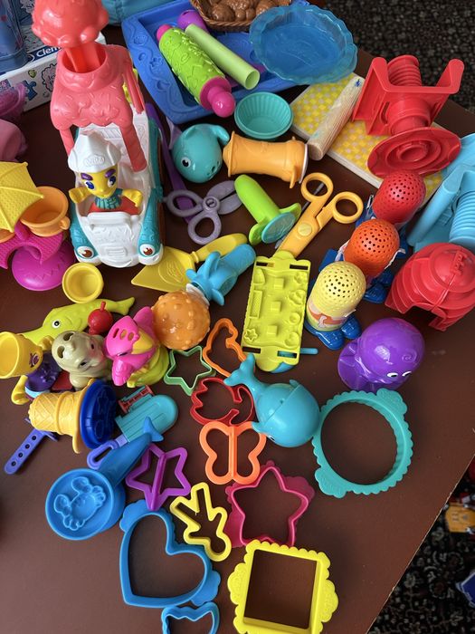 Лот играчки за Play Doh или пластелин