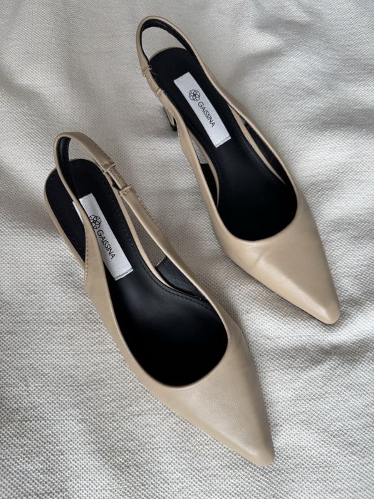 Продам бу вещи с подарками