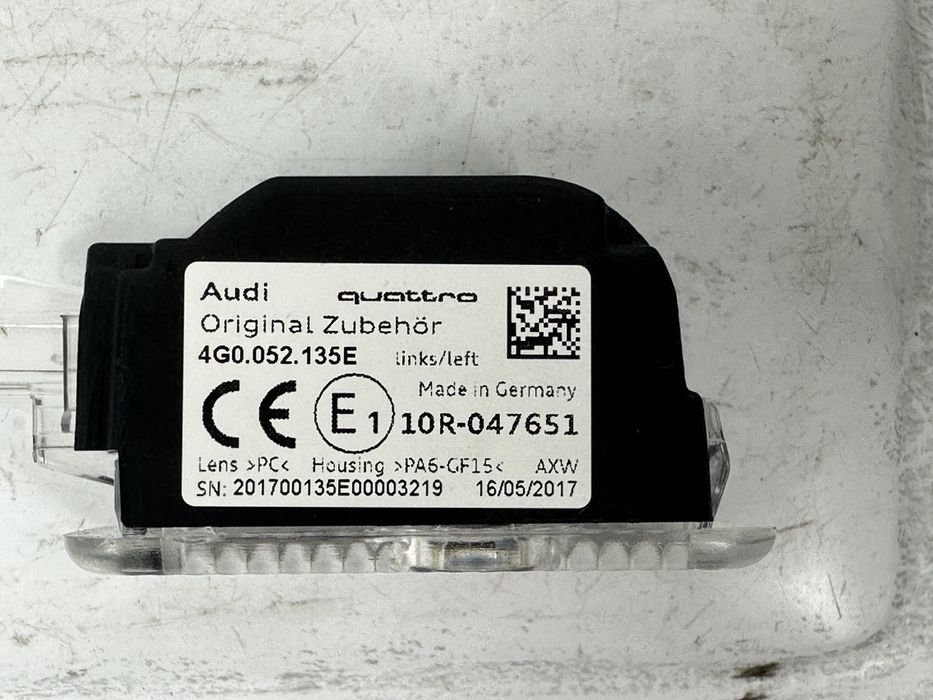 Подсветки за врата AUDI QUATTRO A3 A4 A6 A7 Q3 Q5 Q7 Q8 4G0052134E 4G0052135E