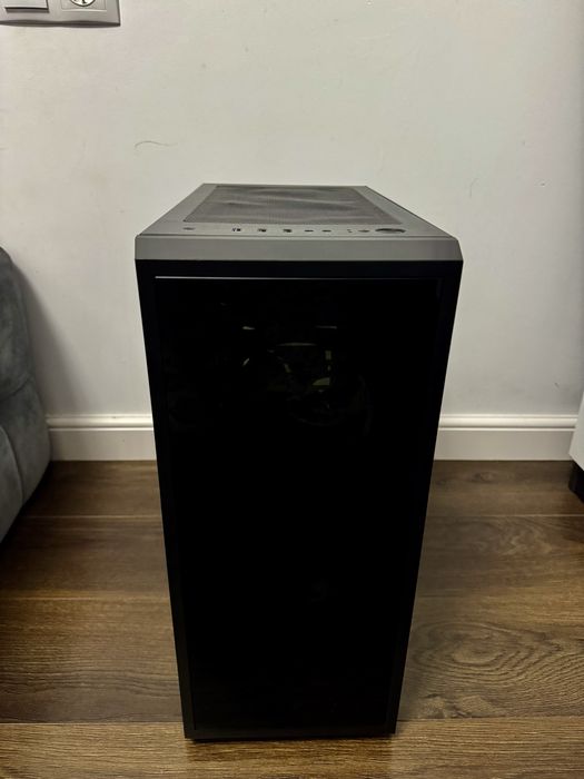 Caracasa gaming PC