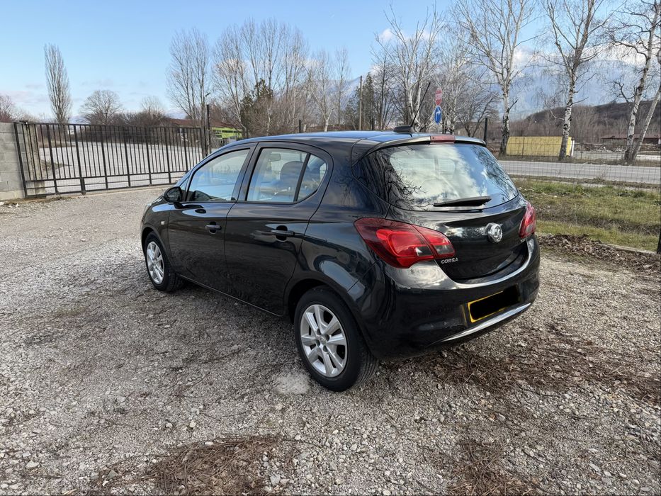 Opel Corsa E на части