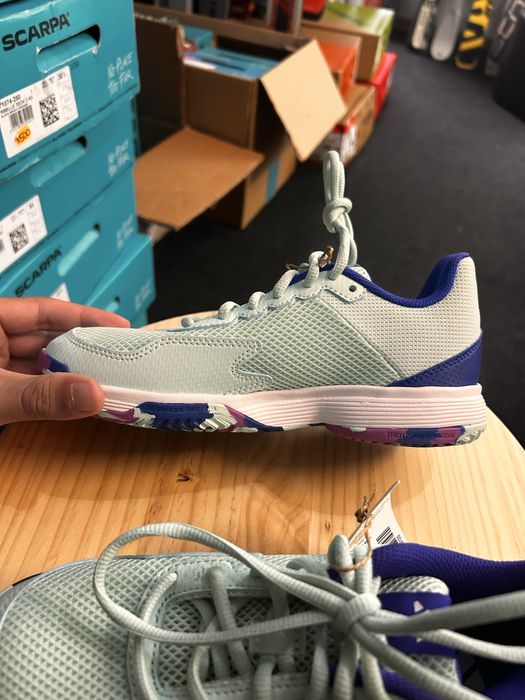 Adidas de vanzare noi