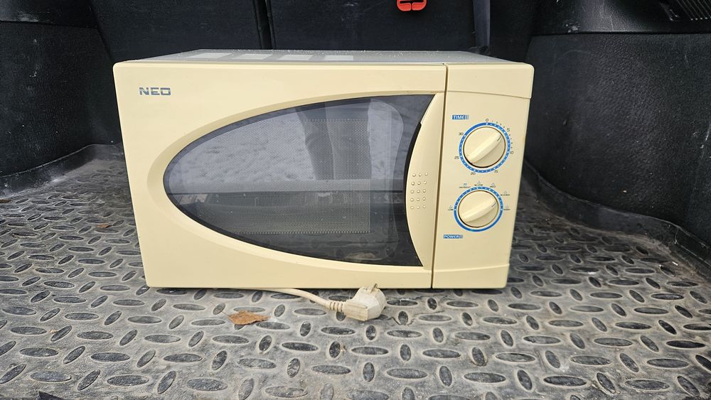Микровълнова Neo за части