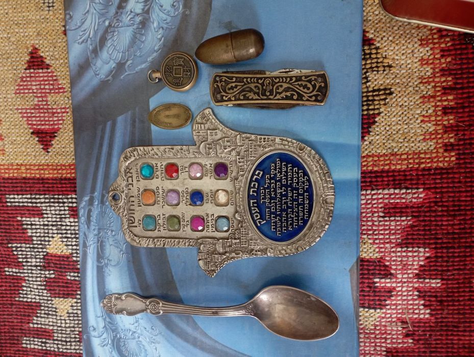 Antikvar buyumlar hammasi optim sotiladi