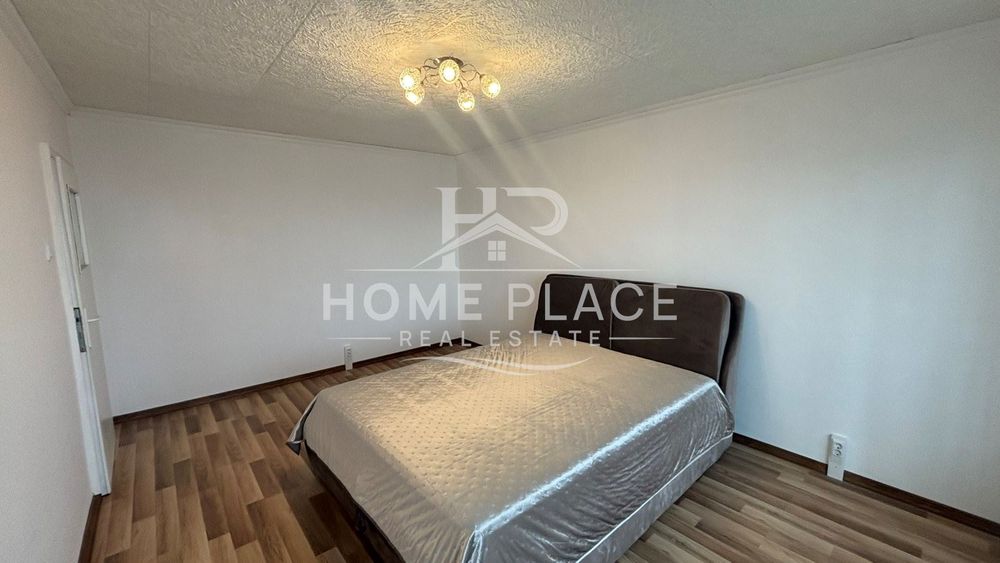 Продава се Четиристаен апартамент в Варна, Цветен квартал - 86 кв.м за 1091 €/кв.м - Снимка #11