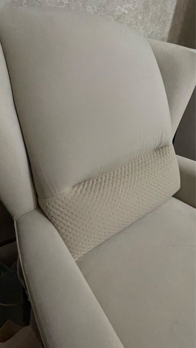 Кресло мягкое комфортное