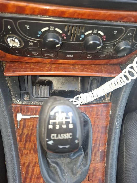Mercedes W 203 2.2 CDI  143 к.с 6 скорости 2002 година