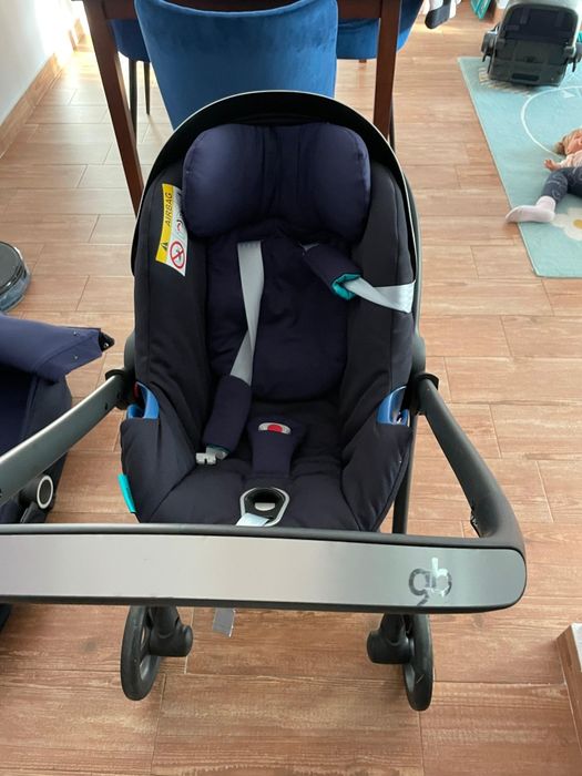 Cărucior gb 3 în 1