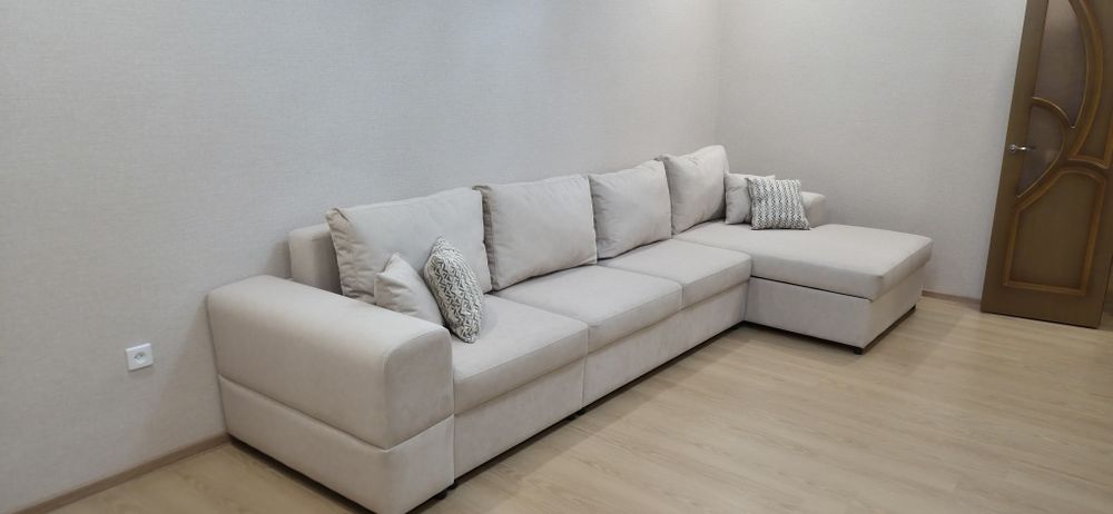 Продам диван в гостинную