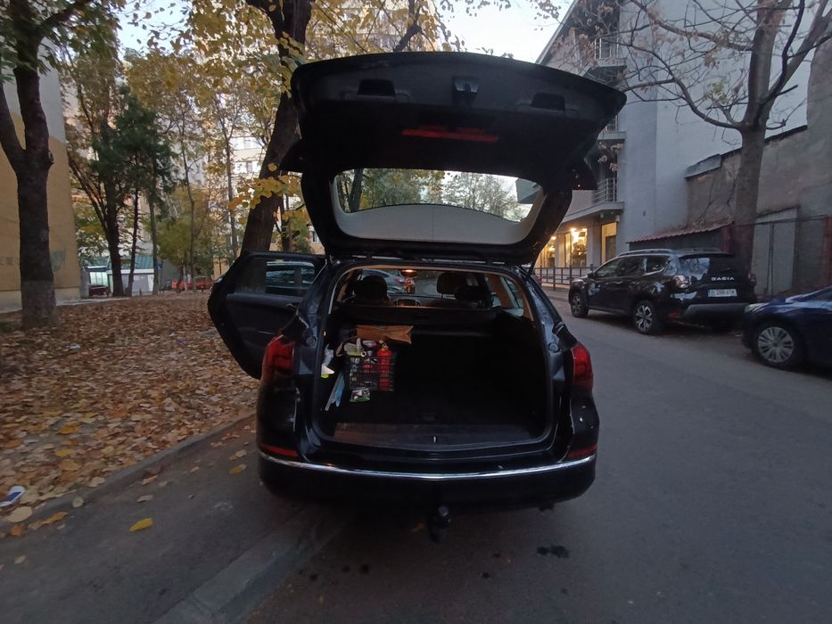 Opel Astra J Sports Tourer 1.6 CDTI 136 CP • Euro 6 • Infinity Sound •