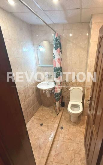 Дава се под наем Тристаен апартамент в Варна, Лятно кино Тракия - 78 кв.м за 598.23 € - Снимка #4