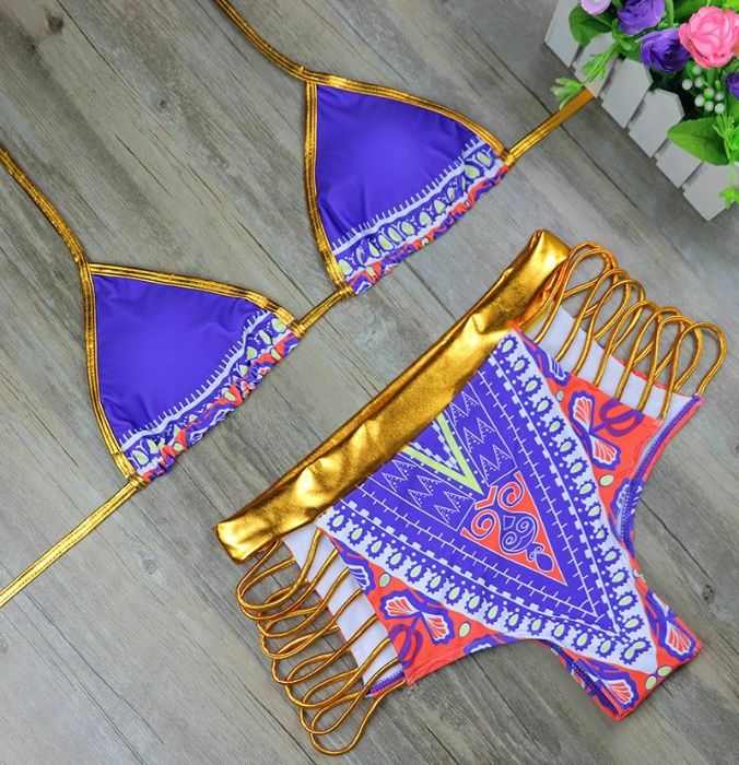 Costum de baie auriu cu talia inalta imprimeu boho