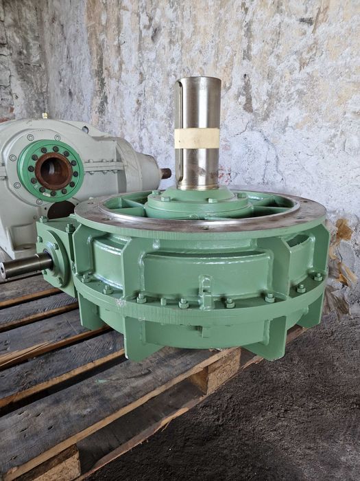 Червячен редуктор KWE - i=30