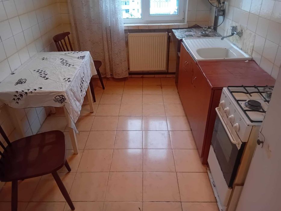 Ap 2 Cam 54np Maratei 1 decomandat etaj 4 pod boxa centrala termopan