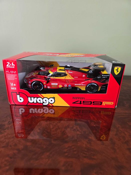 Bburago Модели машин в масштабе 1/24
