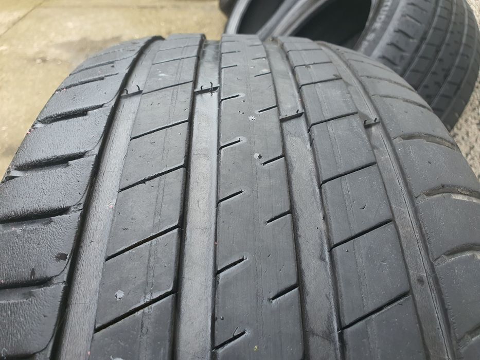 Летни гуми Michelin Latitude Sport 3 235/55/19 105 V - 25 лв.