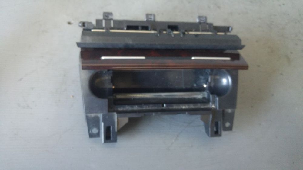 scrumiera audi a4 b8 model cu navigatie 2din 8e0857951j