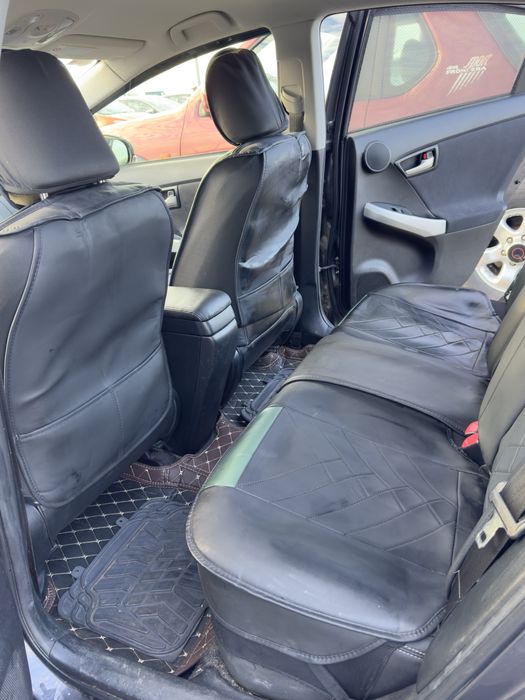 Toyota Prius Gen 3 full