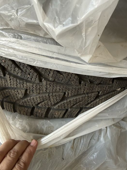 Продам зимние шины